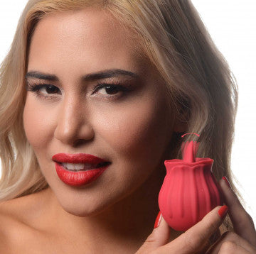 Bloomgasm While Violet 10 X licking clip stimulator